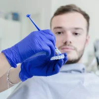 nakładkowe wybielanie zębów